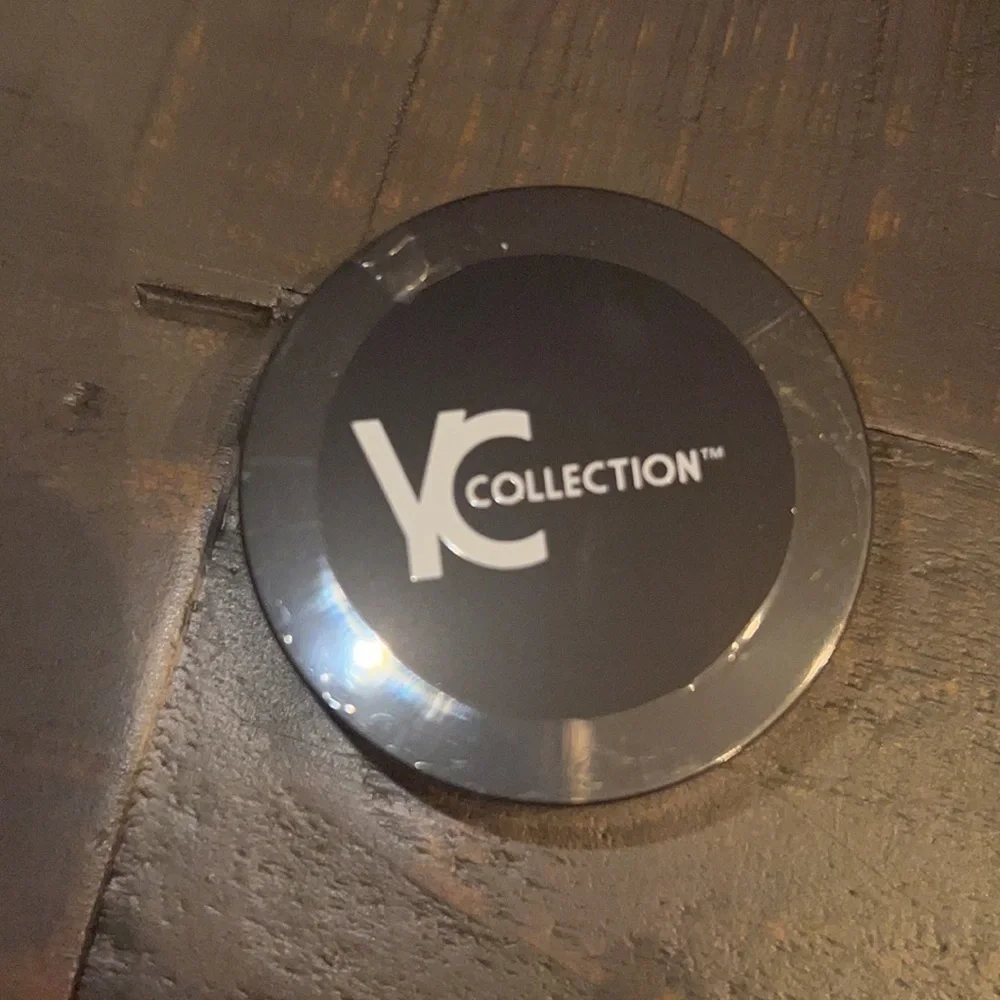 YC Collection Loose Setting Powder #215 Face Makeup New Sealed 1.8g